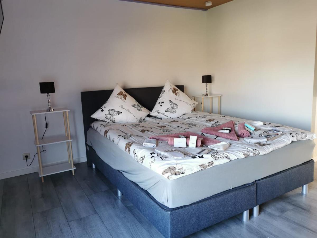 Vakantiehuis H&A 4 Sterren Ieper Bagian luar foto